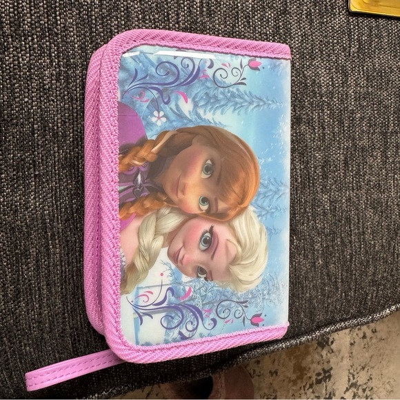 Disney Frozen Nintendo 3DS XL Case - Picture 2 of 5